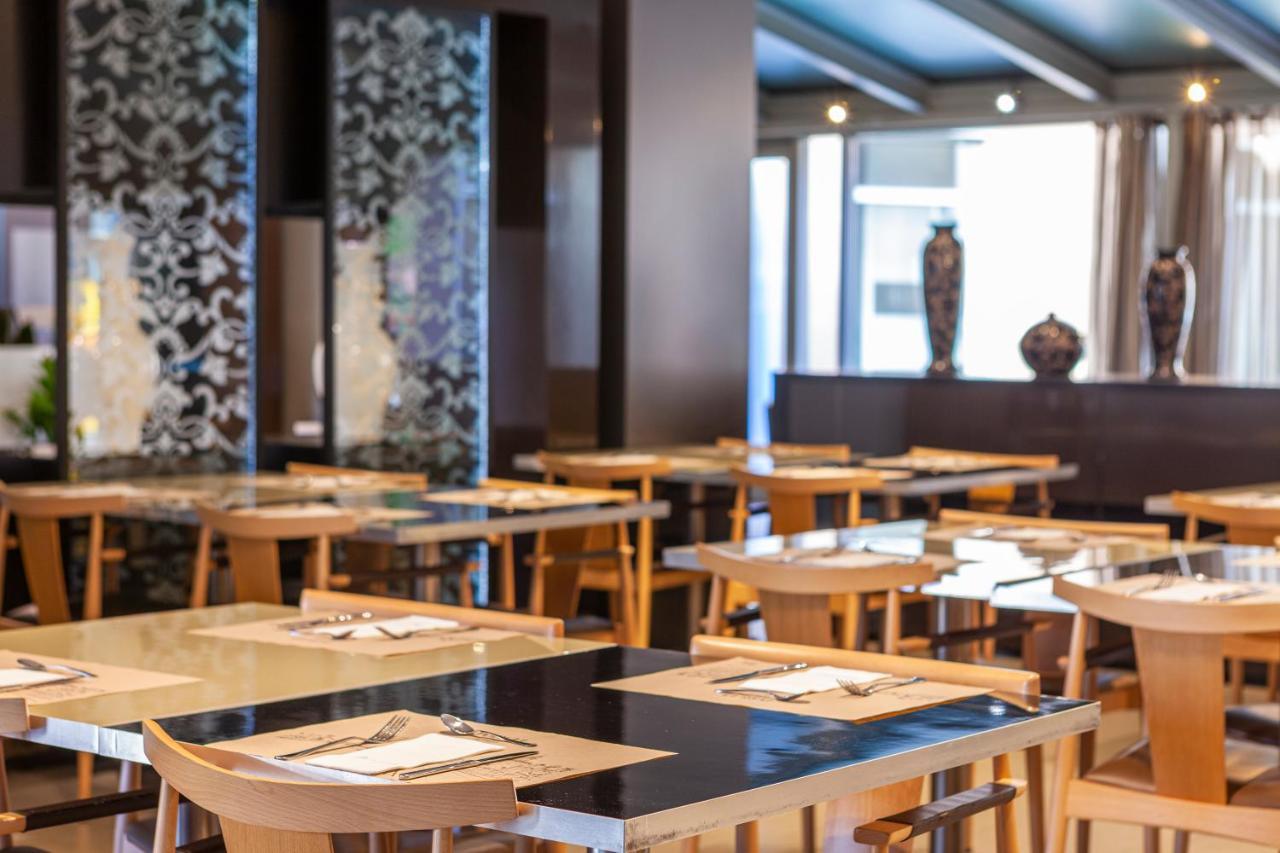 塞维利亚 Porcel Torneo酒店 外观 照片